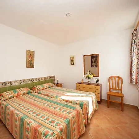 Holiday Los Delfines 1 * Cala'N Blanes (Menorca)